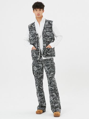 Flower Pattern Cargo Pants Black - MOONSUN - Modalova