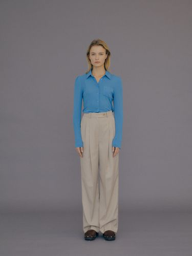 Two Tuck Wide Pants_Beige - MOONSUN - Modalova