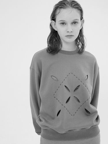 Argyle Hole Sweatshirt (Black) - MOONSUN - Modalova