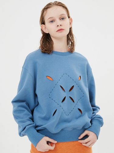 Argyle Hole Sweatshirt (Dusty Blue) - MOONSUN - Modalova