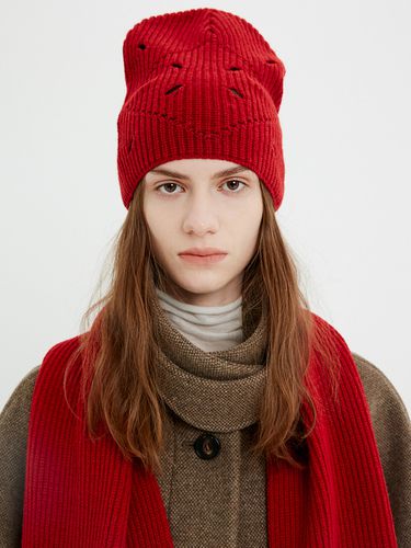 Argyle Hole Knit Beanie - MOONSUN - Modalova