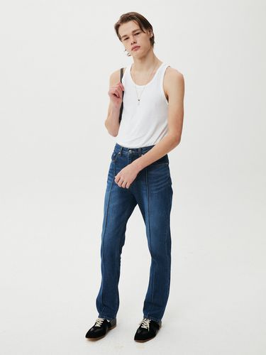 Signature Pintuck Detail Straight Denim Pants - MOONSUN - Modalova