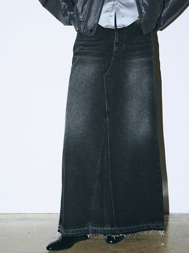 Maxi Washed Denim Skirt_Black - NICK&NICOLE - Modalova