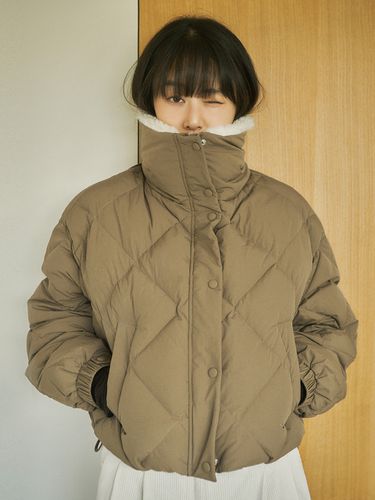 Cropped Diamond Down Padded Jacket - Siyazu - Modalova