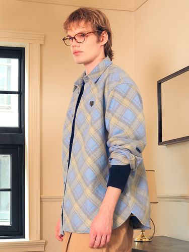 Nomantic Metal Logo Bias Plaid Shirt - beyondcloset - Modalova