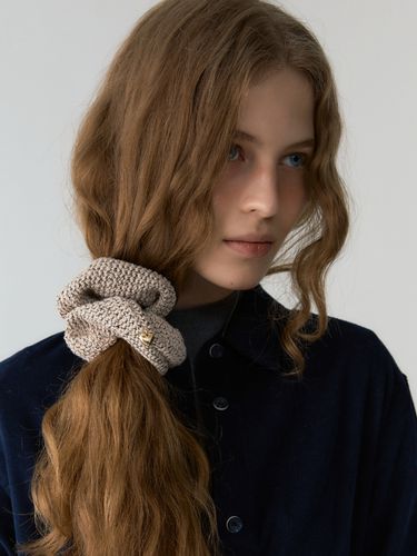 Knit Scrunchie - DEPOUND - Modalova