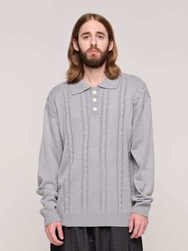 Collared Cable Knit Sweater _ Gray - CARGOBROS - Modalova