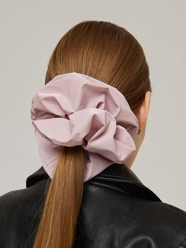 Metal Big Scrunchie_Pink - VVV - Modalova