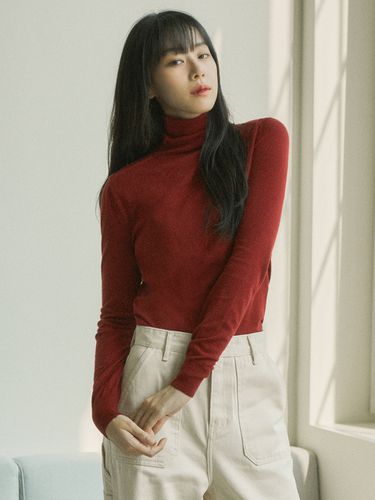 Superfine Merino Wool Turtleneck Knit Sweater - Siyazu - Modalova