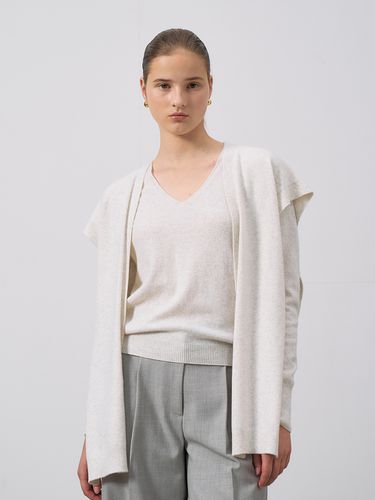 V Neck Long Sleeve Knit - RENEJ - Modalova