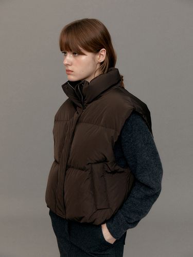 Crop Down Vest_Dark Brown - Lemme - Modalova