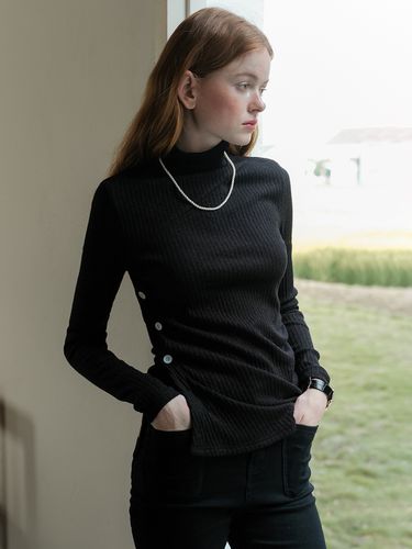 Side Open Button Knit Top - Black - Cest Moidew - Modalova