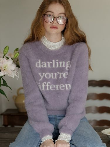 Lettering Soft Fur Sweater - Purple - Cest Moidew - Modalova