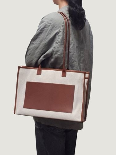 Daily Shopper Oblong Bag L Size_Brown - GONI atelier - Modalova