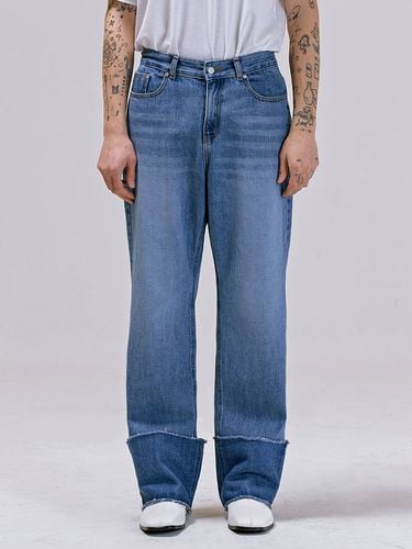 Layered Roll Up Wide Denim Pants _ - NUAKLE - Modalova