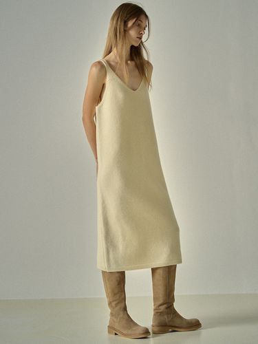 Alpaca Sleeveless Dress - FACADE PATTERN - Modalova