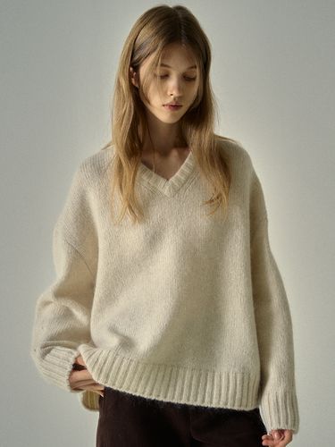 Mohair V-neck Sweater - FACADE PATTERN - Modalova