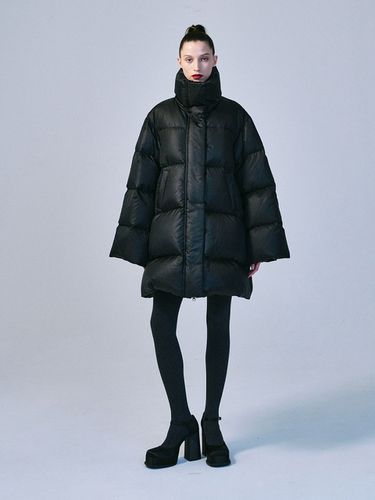 High Neck Oversized Down Jacket - MARDI MERCREDI - Modalova