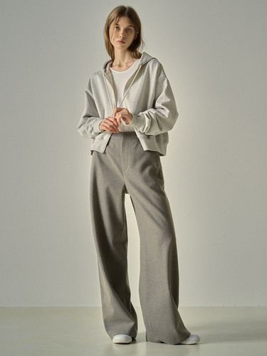 Relax Wool Pants (Warm Grey) - FACADE PATTERN - Modalova