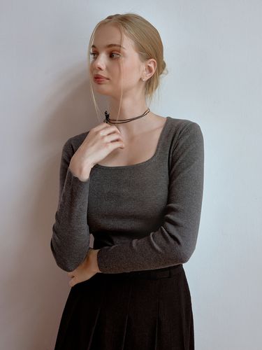 Mu Square Knit_Charcoal - RE_L - Modalova