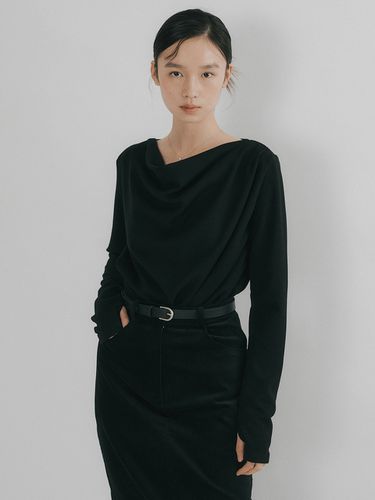 Oson Drape Line T-shirts_Black - REORG - Modalova