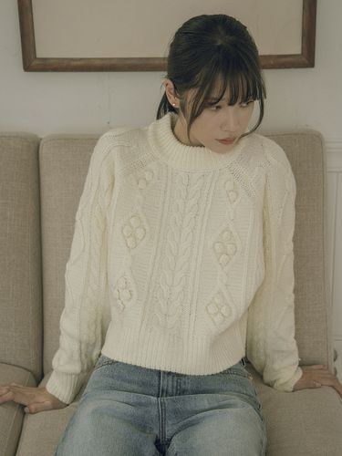 Grandma cable round sweater - vanone atelier - Modalova