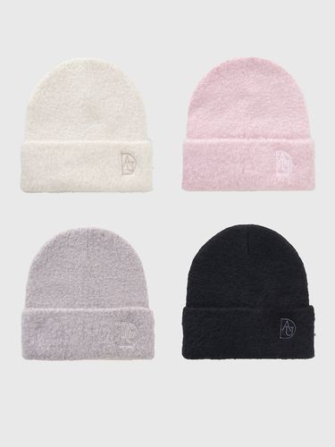 ADU Soft Warm Beanie (4 Colors) - ADAUL - Modalova