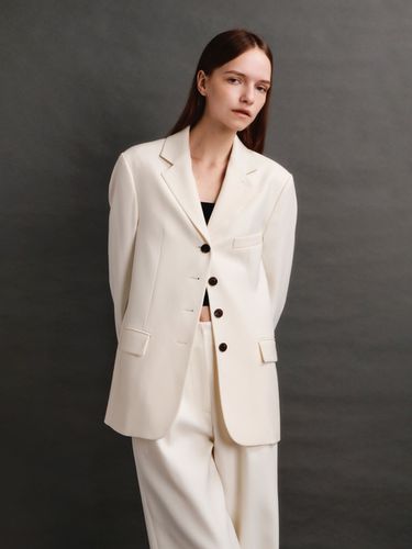 Straight Four-Button Jacket - AVA MOLLI - Modalova