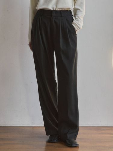 Likewool Two Tuck Semi Wide Slacks (4 Color) - WEDNESDAY OASIS - Modalova