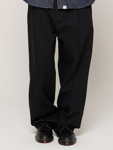 Heavy Banded Wide Leg Slacks - CARGOBROS - Modalova