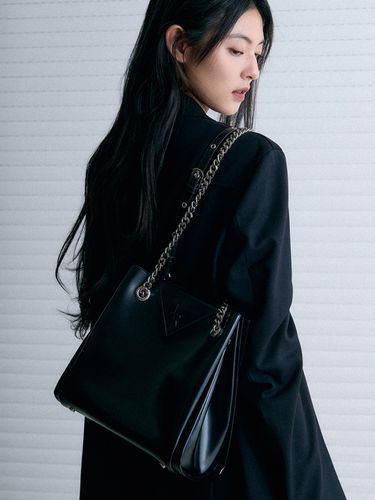 Two Way Chain Bucket Bag_Black - leathery - Modalova