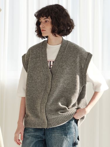 Wool Over Knit Vest (Gray) - Authenti - Modalova