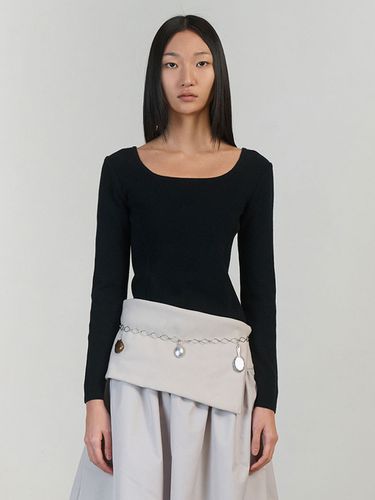 Square Neck Corset Sweater (Black) - AMOMENTO - Modalova