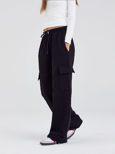 String Cargo Sweatpants - Black - mellurbane - Modalova