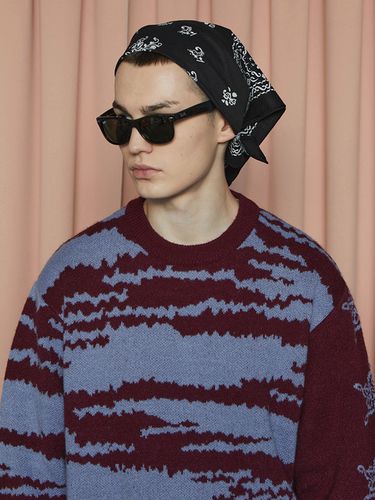 Note Paisley Bandana - Black - UNALLOYED - Modalova