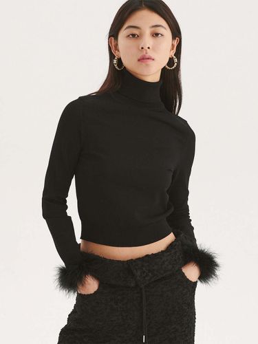 Angel Silk Knit Turtleneck_Black - CENTAUR.KR - Modalova