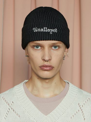 Two Tone Beanie - Black - UNALLOYED - Modalova