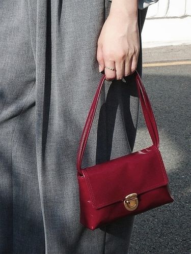 Pendu Wide bag Bordeaux Red - EASTHONEY - Modalova