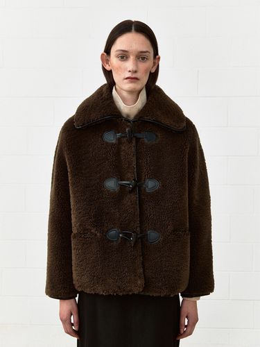 TWW Eco Fur Duffle Half Coat_Khaki Brown - MOHAN - Modalova