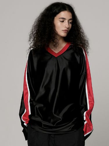 Sporty Block Glossy Jersey Top _ - Porta - Modalova