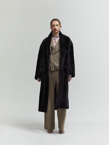 Baby Mouton Long Jacket_Dark Brown - L’H.A.S - Modalova