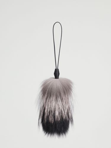 Fur Tassel Charm - And08 - Modalova