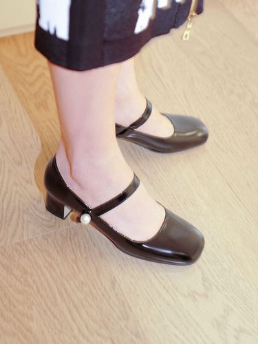 Vestry Mary Jane Pumps - CHAUSSURE LAPIN - Modalova