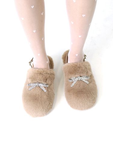 Fur Clog Mule_Beige - CHERTOI SEOUL - Modalova