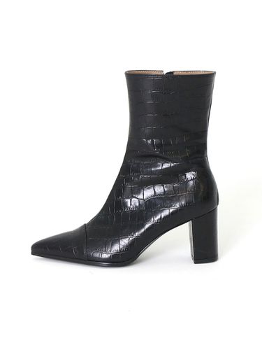 Barneys Ankle Boots_Black - CHERTOI SEOUL - Modalova