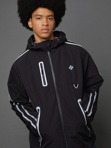 Three Layered Reflective Windbreaker - HOODHOOD - Modalova