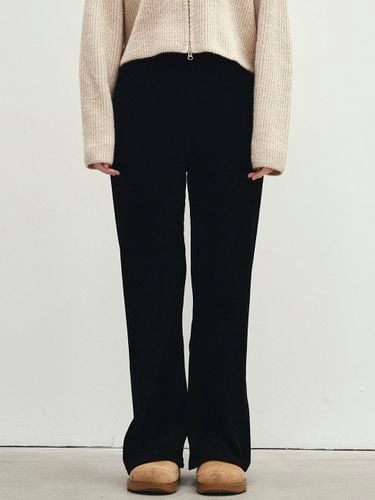 Veloa Ribbed Semi Bootcut Pants_Black - LOEIL - Modalova