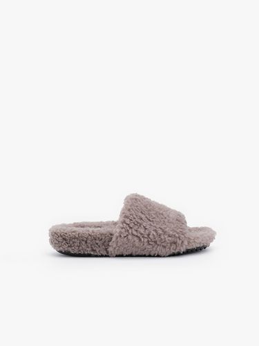 Soft Shearing Mules _ Gray - LE MOWE - Modalova