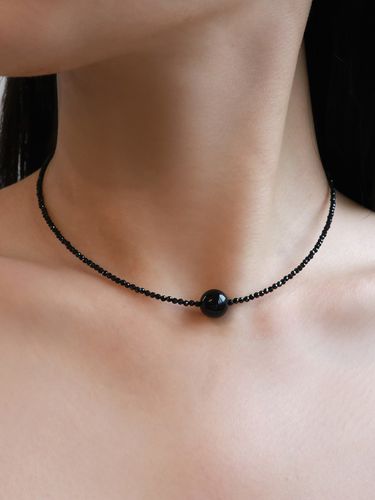 Onyx Ball Necklace - Less is more - Modalova