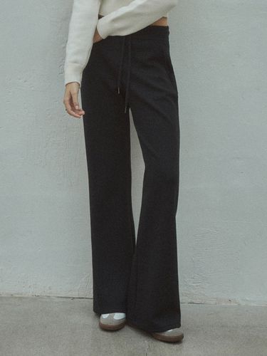 Every Day Relaxed Bootcut Trousers - CITTA - Modalova